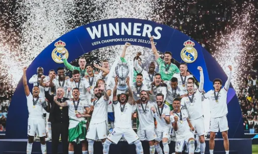 湖人遭遇三连败，专家点评：徐静雨批判东契奇，盛赞詹姆斯表现